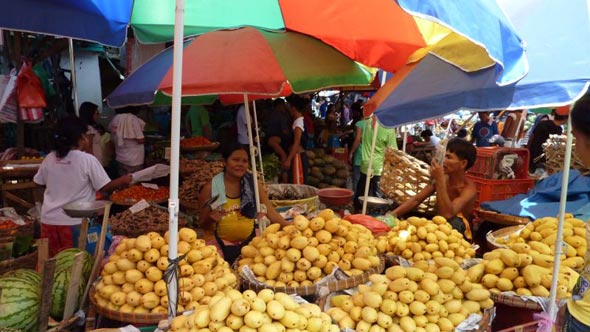 Mango-Stand auf dem Carbon Market in Cebu City
