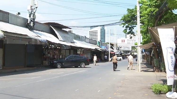 Chatuchak-Markt Verkäufer fehlen die Kunden, sie hoffen auf die Öffnung des Landes