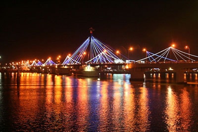 Han River Bridge bei Nacht