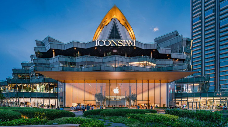 IconSiam am Chao Phraya