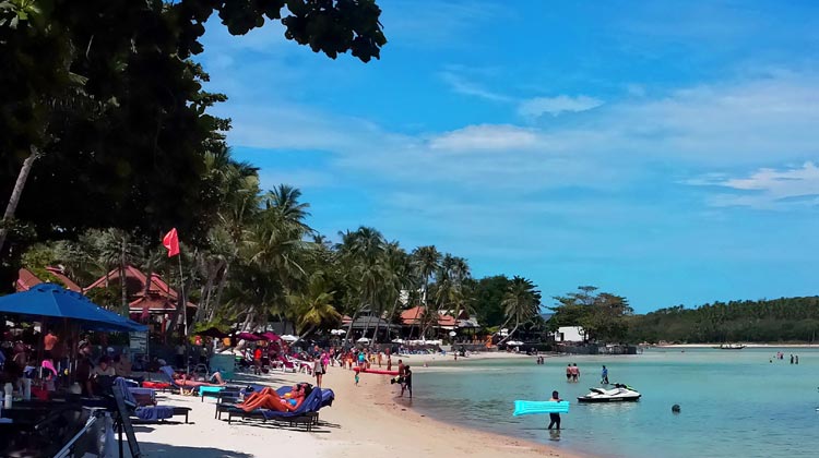 Insel-Hopping in Surat Thani - Koh Samui Chaweng beach