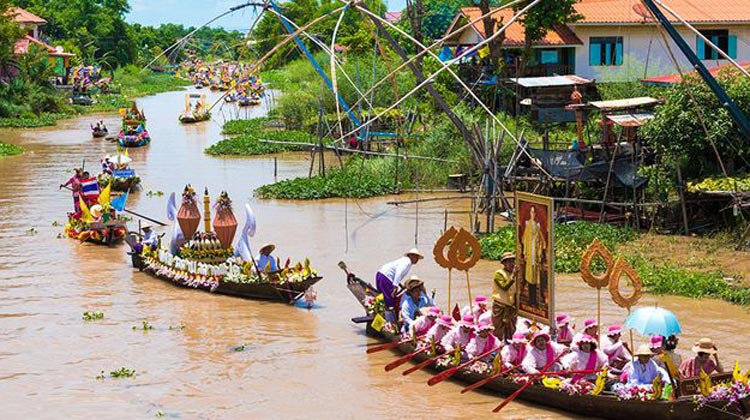 Lad Chado Market in Ayuttha in Zentral-Thailand