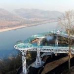 Der gläserne Skywalk in der Provinz Loei zieht Tausende Besucher an