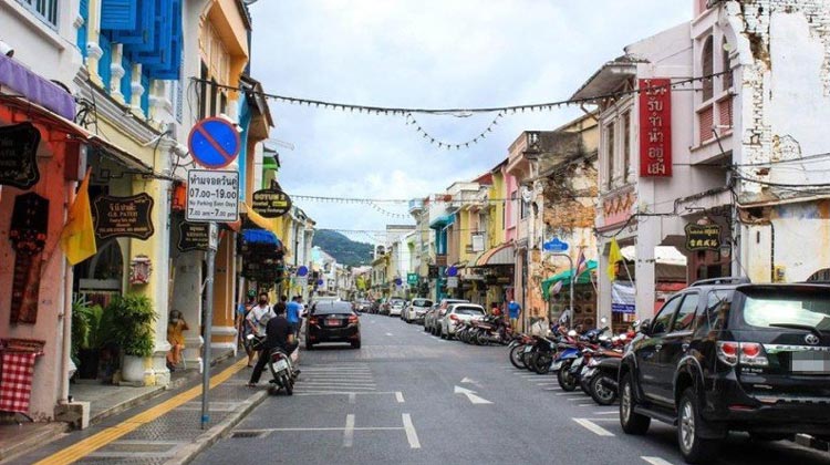 Phuket Thalang Road ohne Kunden