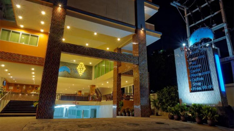 Pattaya Blue Sky: Budget-Hotel