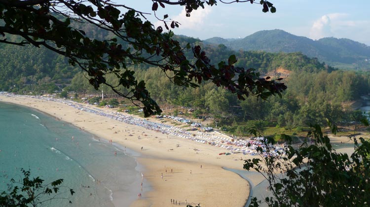 Nai Harn Beach im Süden von Phuket