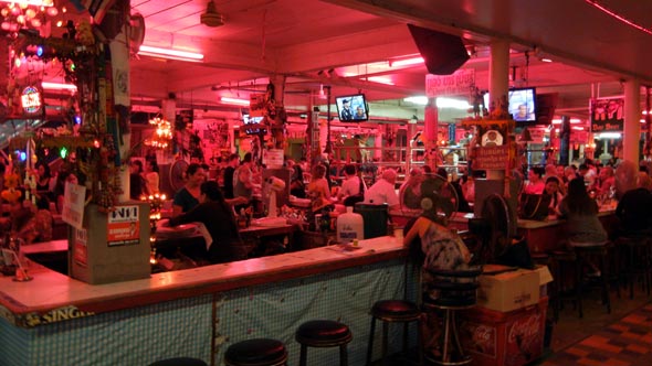 Pier Beer Bar Komplex in Süd Pattaya