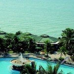 Der große Swimming Pool des Asia Pattaya Hotel