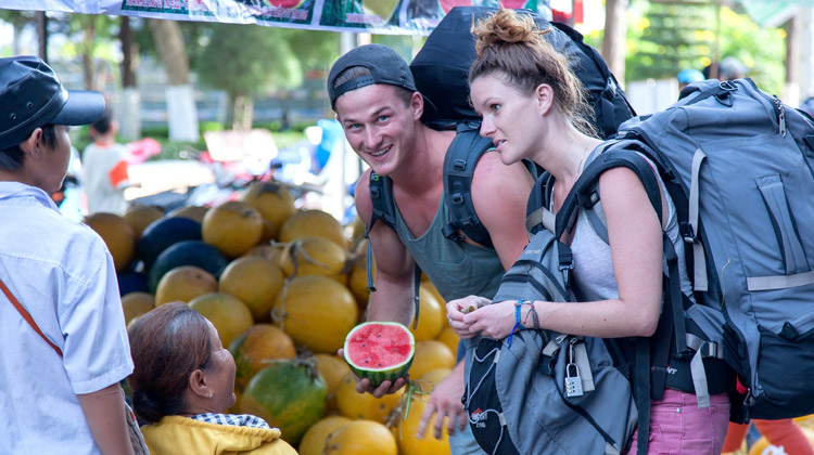 Thailand fällt zurück auf Platz 26 der Top-Reiseziele für Studenten