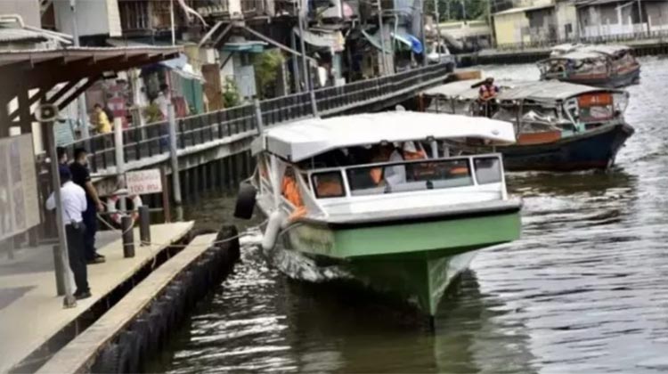 Bangkok: Elektro-Fähre absolviert ersten Test auf dem Saen Saeb Klong