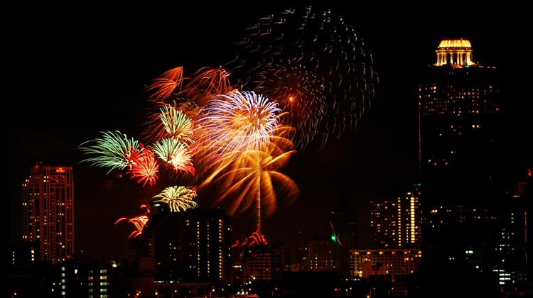 Silvester-Feuerwerk in Bangkok