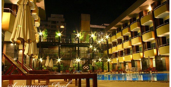 Aussenansicht Baron Beach Hotel in Pattaya