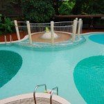 Pool im Bird & Bees Resort in Pattaya