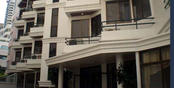Frontansicht CK Terrace Hotel in Pattaya