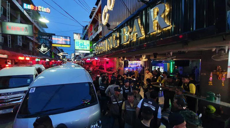 Coming Bar in Pattaya in der Soi 6 (C) PattayaNews