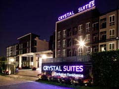 Crystal Suites bei Nacht