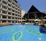 Pool im Garden Cliff Resort in Pattaya