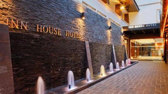 Aussenansicht Inn House Hotel in Pattaya