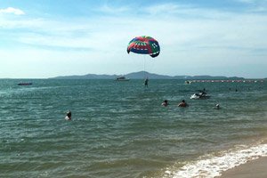 Jomtien Beach Kitesurfen