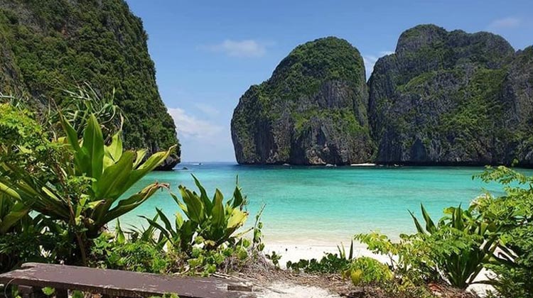 Maya Bay in der Andamanensee | Photo: Thon Thamrongnawasawat