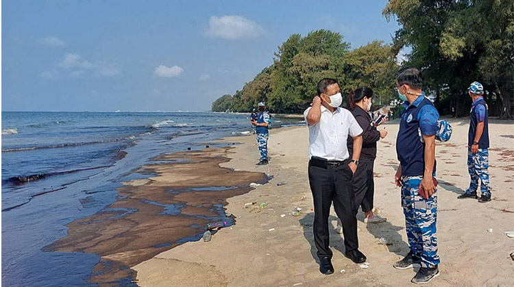 Thailand: Provinz Rayong ruft wegen Ölpest den Notstand aus