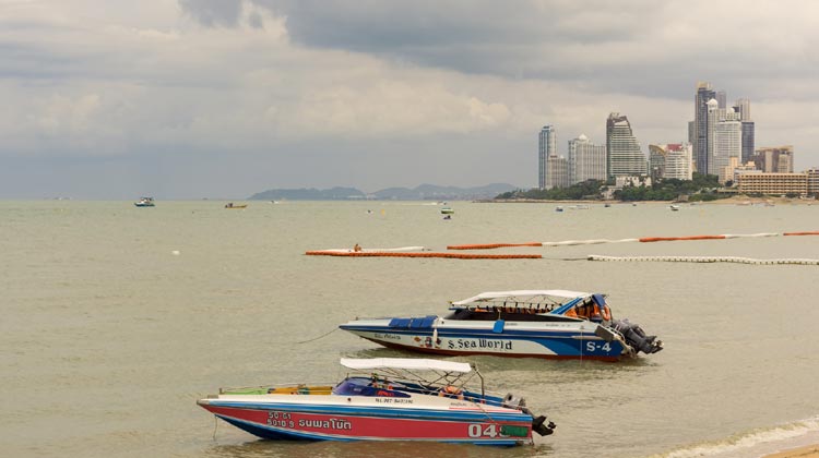 Pattaya plant den Bau eines Hafens am Strand von Jomtien