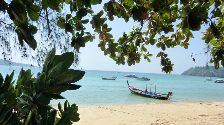 Phuket wird ab dem 1. Oktober wieder ausländische Besucher empfangen
