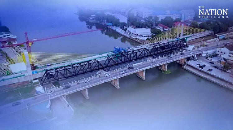 neue zweigleisige Brücke in Ratchaburi Touristen anlocken wird
