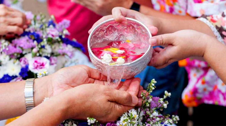 Sawasdee pi mai - Die vier Songkran-Tage 2021