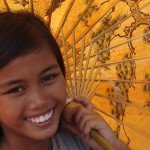 Lächelndes Thai Girl