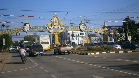 Hauptverkehrsstrasse in Uttaradit