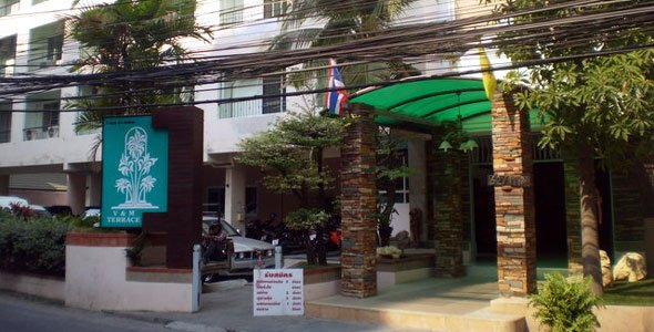 V&M Terrace Hotel in Pattaya Eingang