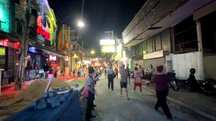 Wieder Betrieb in Pattaya, nachdem Bars und Clubs öffnen dürfen
