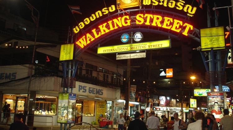Walking Street Pattaya: Wie geht es weiter - Wird es bald wieder High Heels geben?